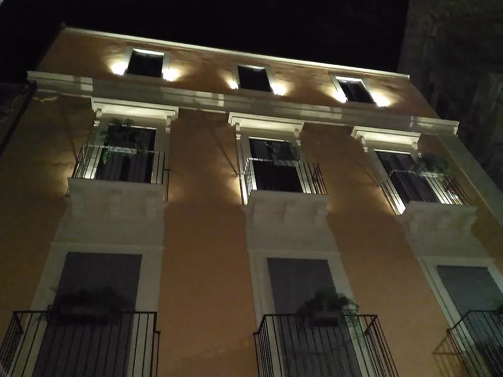 Preluna Central Palace Catania