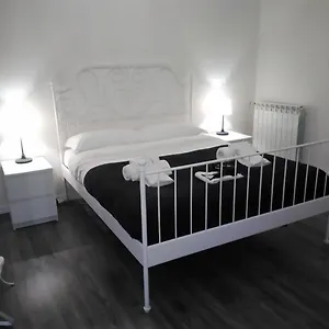 Bed & Breakfast Del Toscano, Aeroporto di Catania Fontana Rossa